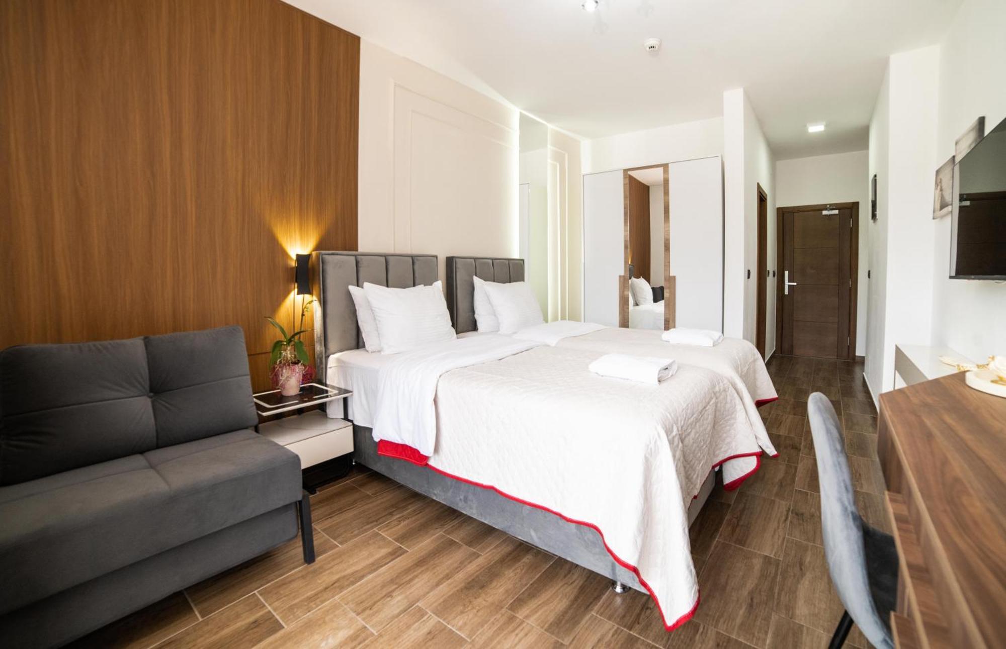 Hotel Lajka Luxury Ülgün Dış mekan fotoğraf